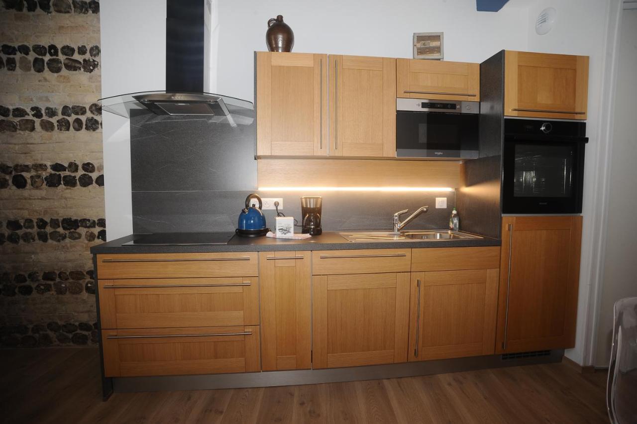 Au Colombage Bleu 2 A 4 Pers Apartment Dieppe Exterior photo