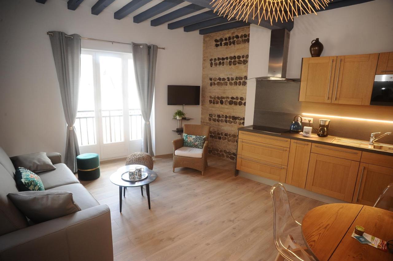 Au Colombage Bleu 2 A 4 Pers Apartment Dieppe Exterior photo